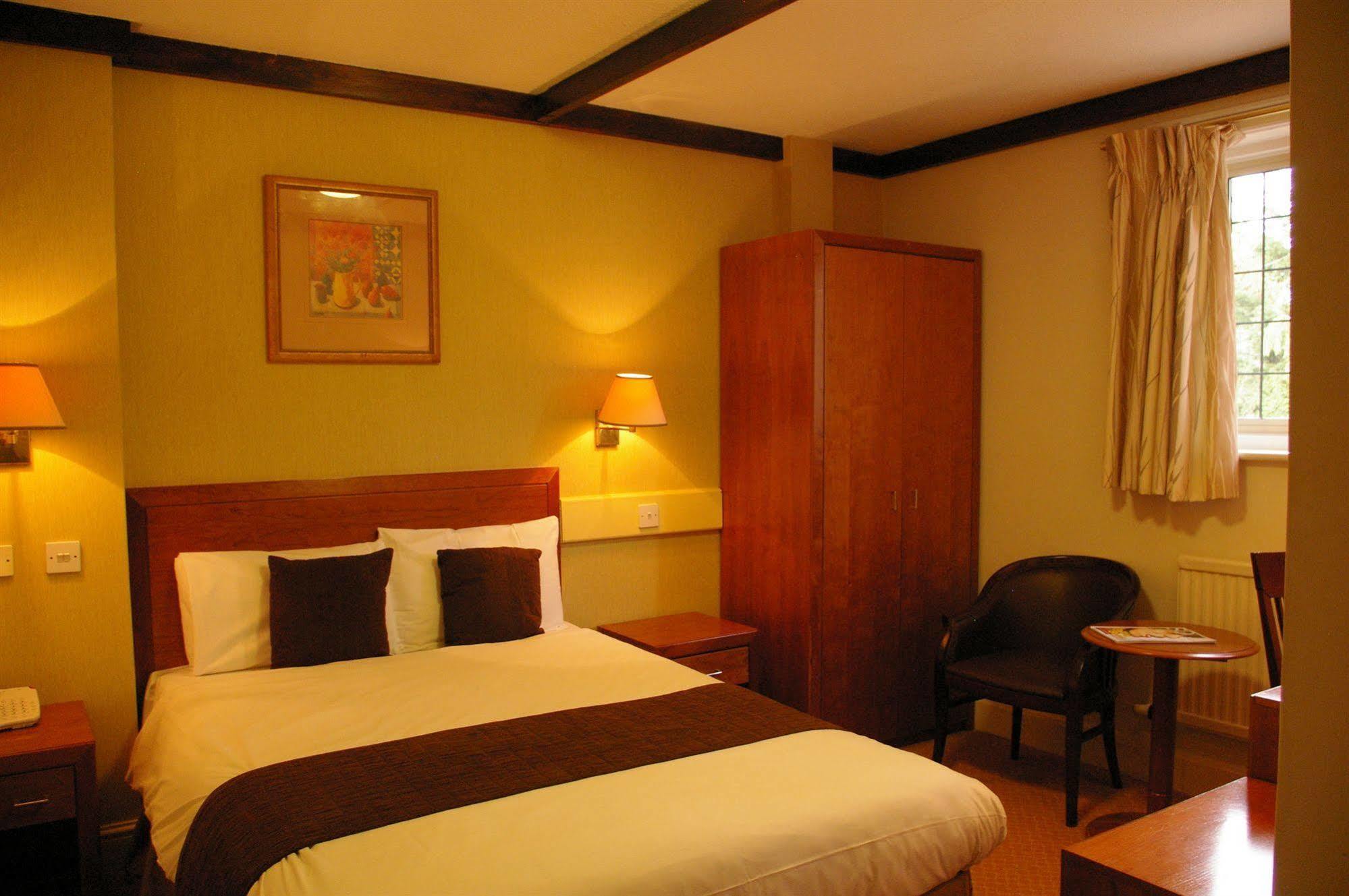 Farnham House Hotel Zewnętrze zdjęcie